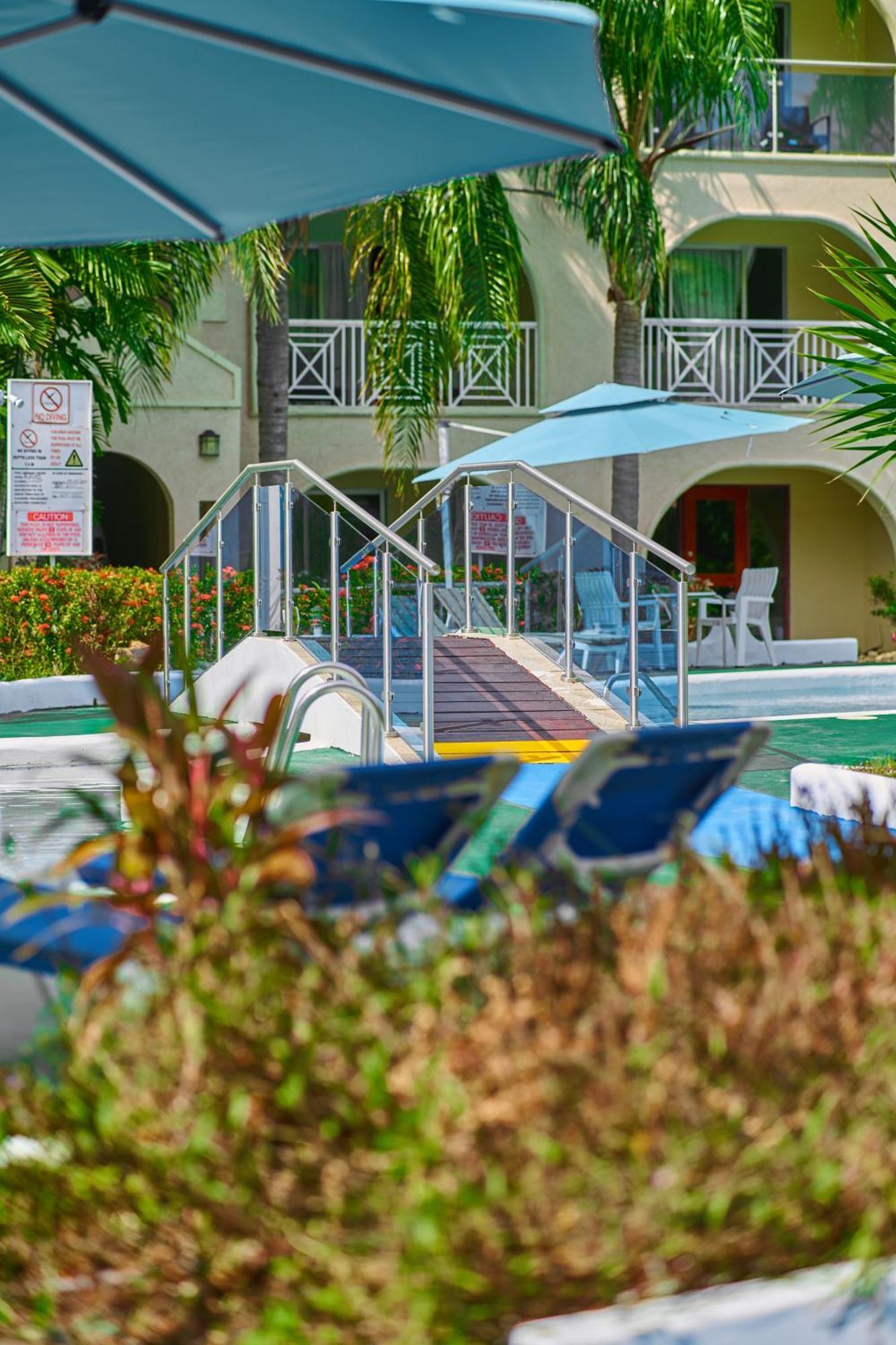 Sunbay Hotel Крайст Чърч Екстериор снимка