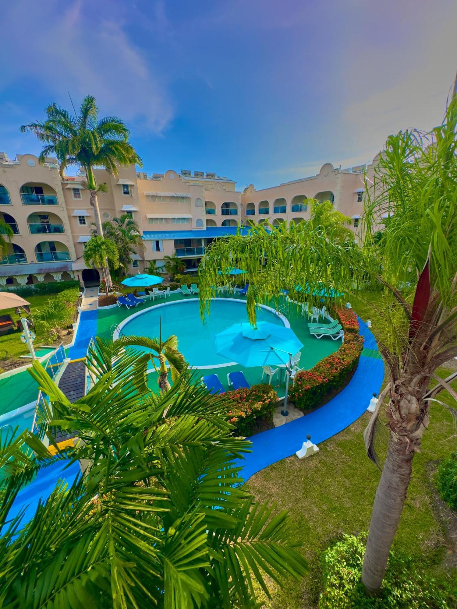 Sunbay Hotel Крайст Чърч Екстериор снимка